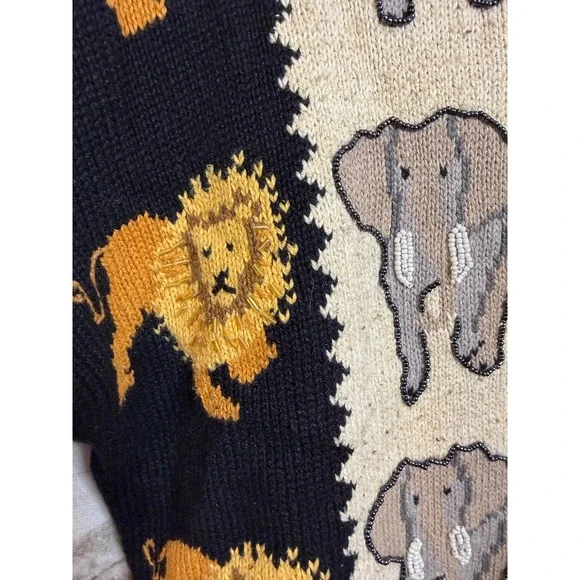 Jane's Closet Vintage Safari Animal Beaded Silk Blend Cardigan Sweater Large - Picture 2 of 8